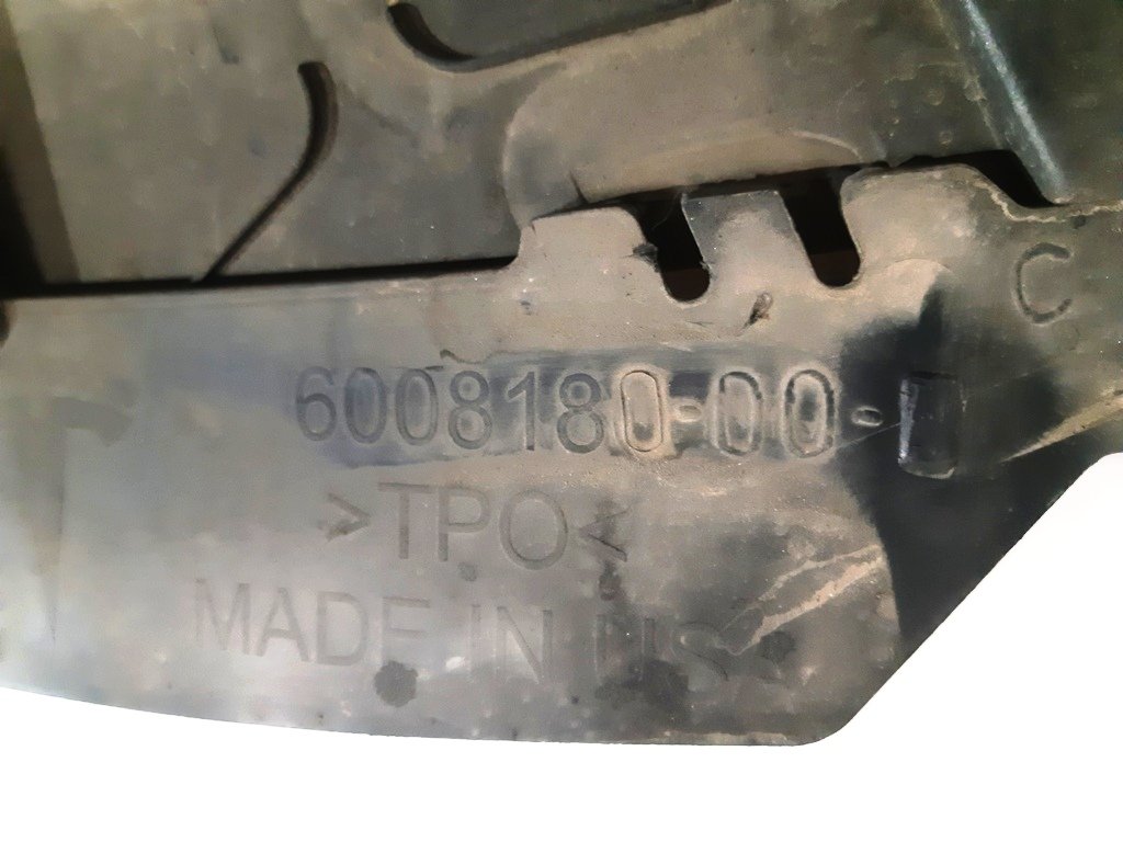20 Диффузор бампера заднего нижний Tesla model S 6008180-00-E